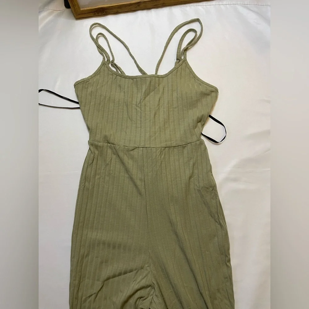 Forever 21 size small green jumpsuit - Picture 2 of 6